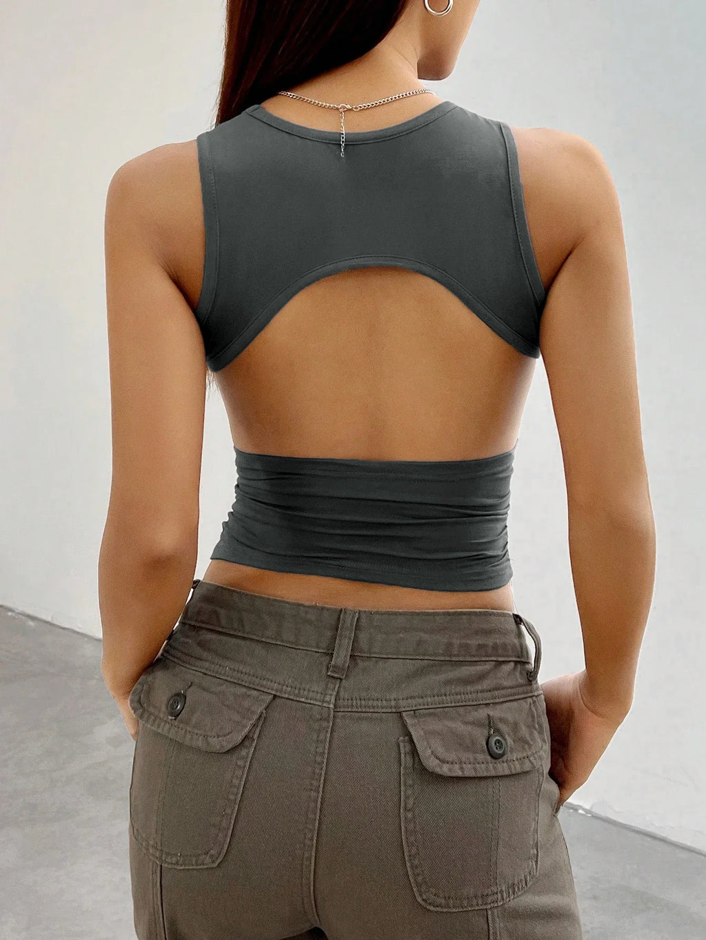 Women’s Casual Backless Round Neck Vest