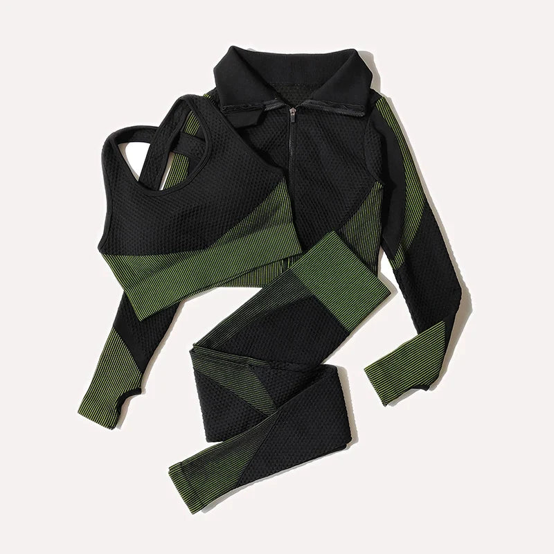 FlexFit Seamless Yoga Set: Comfy, Stylish, Versatile