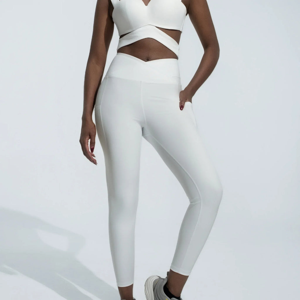 FUBEIKE Women’s Padded Yoga Bralette Top