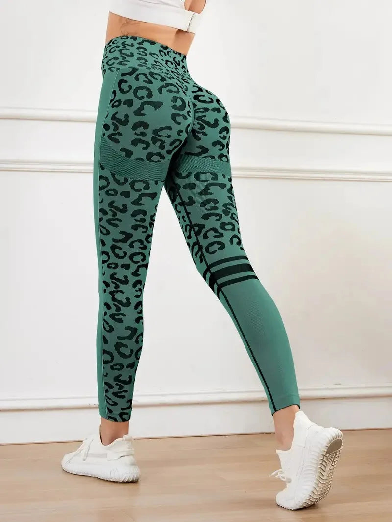Seamless Leopard Leggings