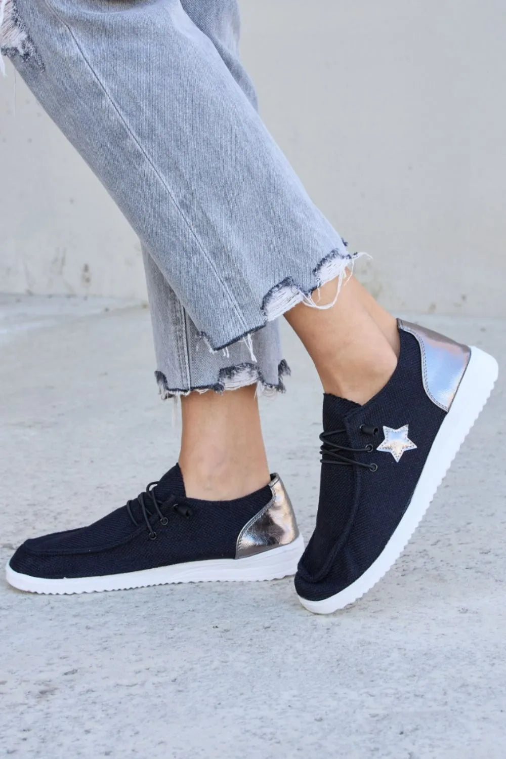 Star Detail Lace-Up Flat Sneakers