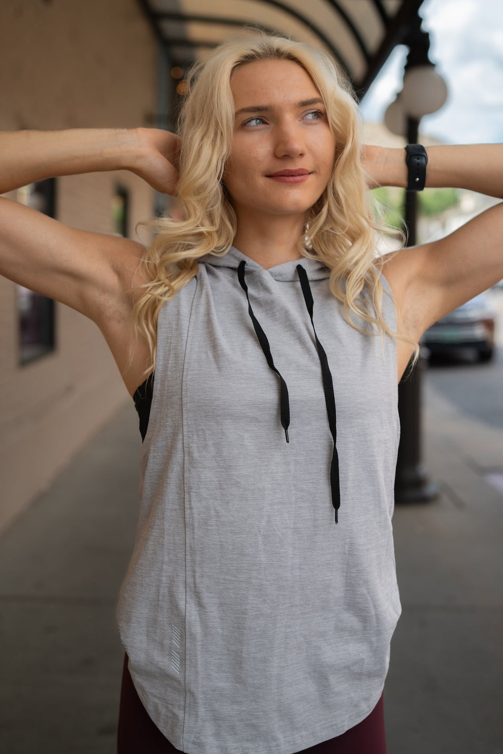 DETERMINED hooded sleeveless