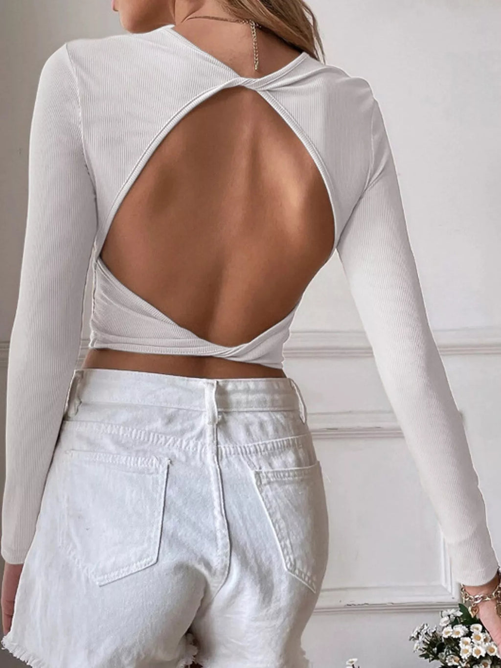 Cutout Back Long Sleeve Crop T-Shirt