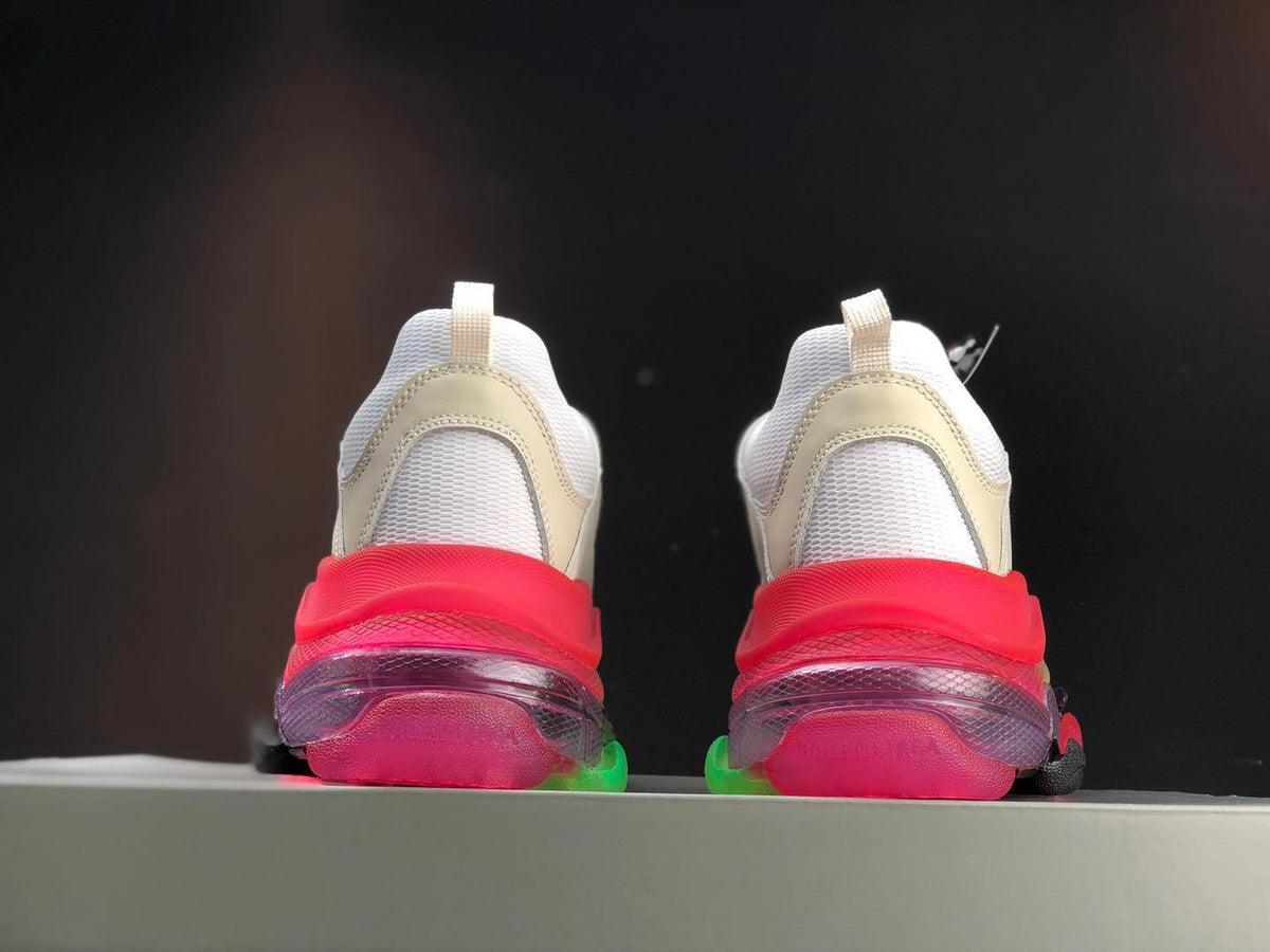 BALENCIAGA TRIPLE S SNEAKER