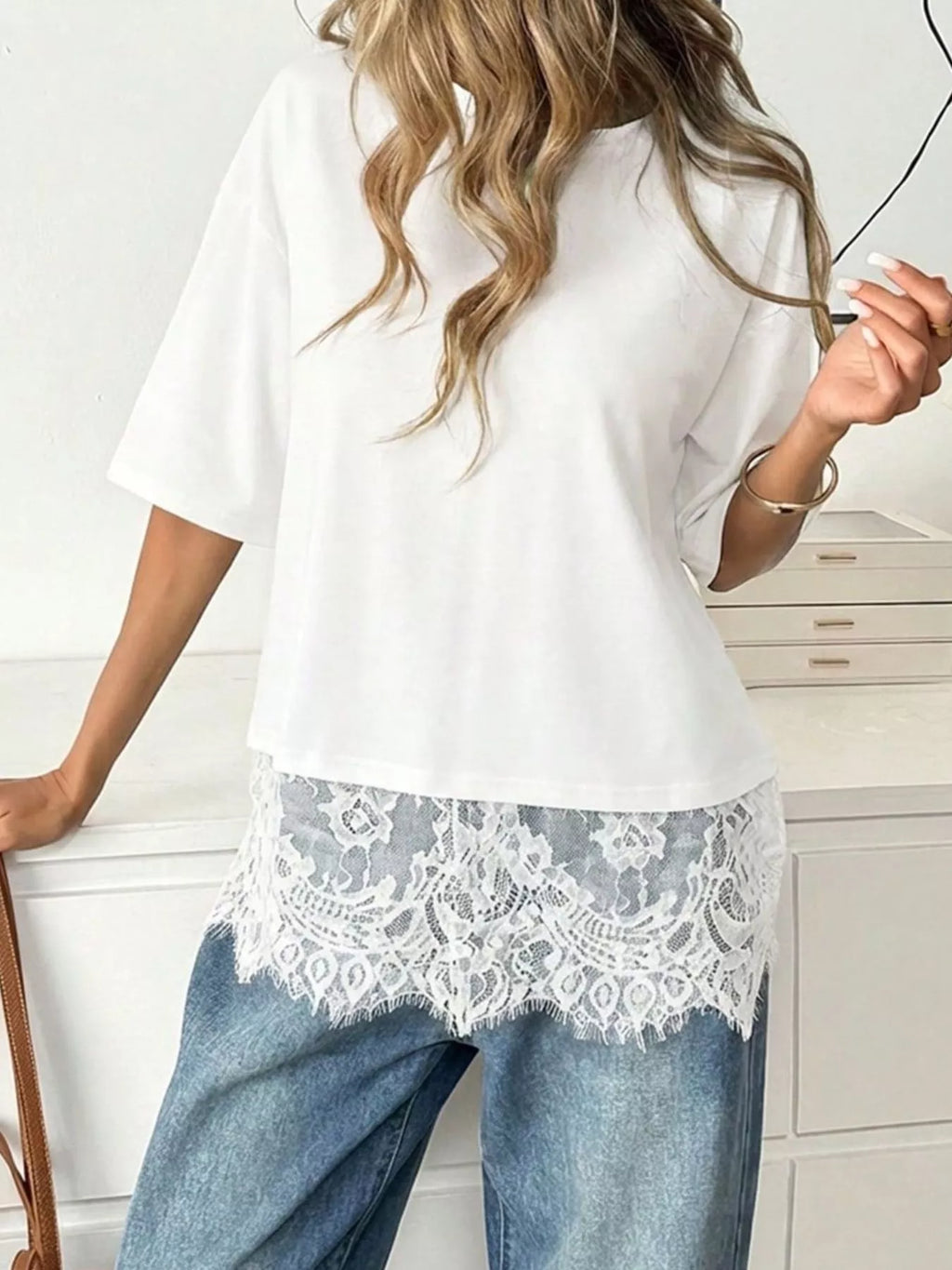 Lace Hem Round Neck T-Shirt