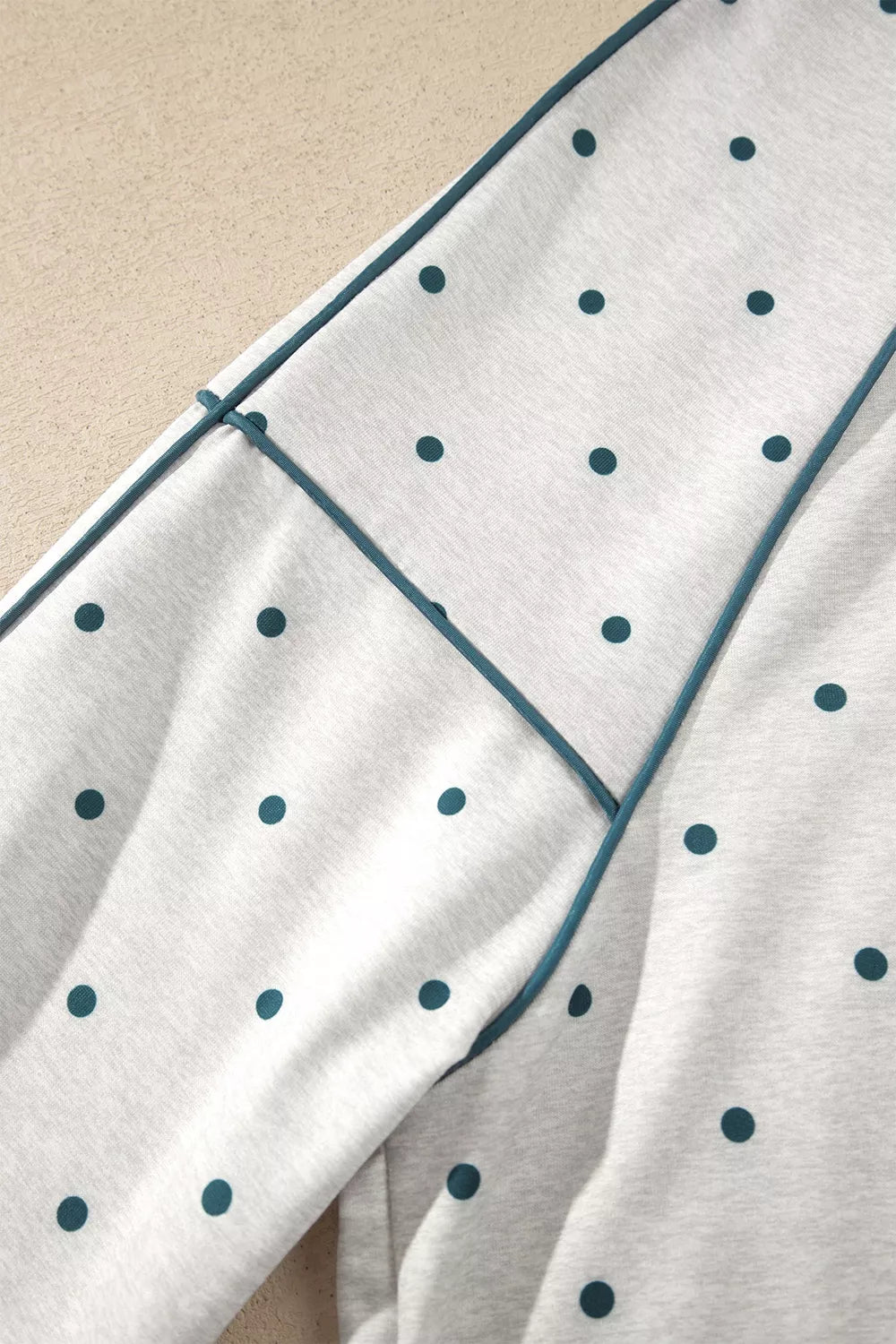 Polka Dot Print Piping Trim 3/4 Sleeve Relaxed Top