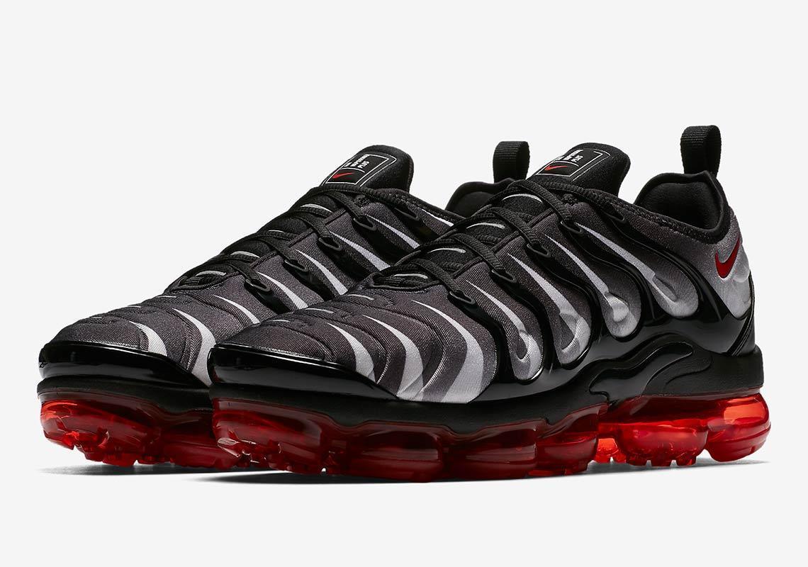 Nike Air VaporMax Plus 'Shark'