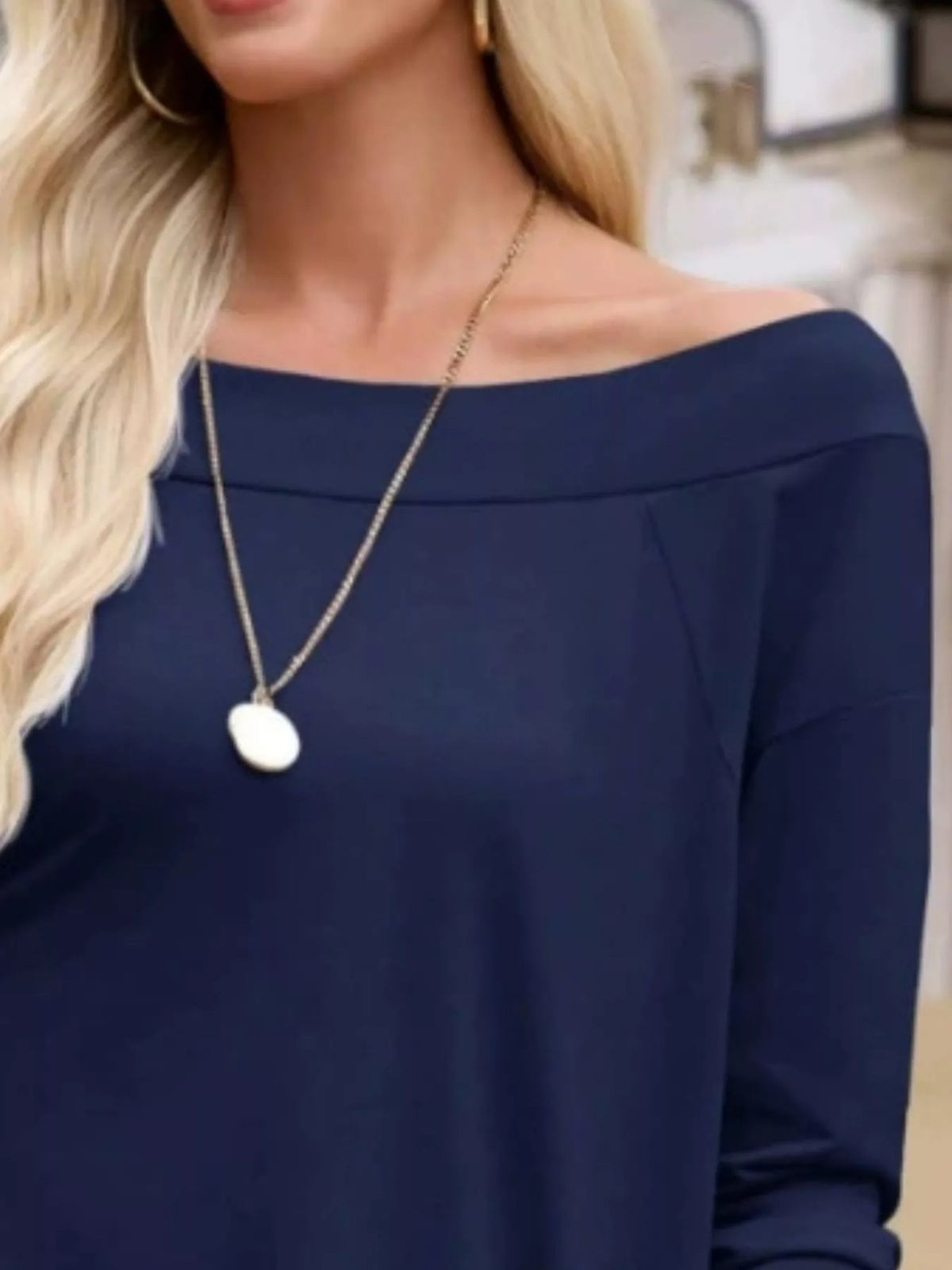 Elegant Off-Shoulder Long Sleeve Casual T-Shirt