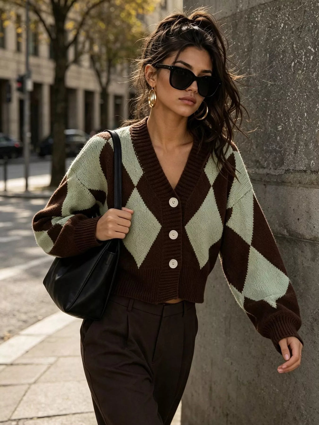 Argyle Pattern V-Neck Button-Down Cardigan