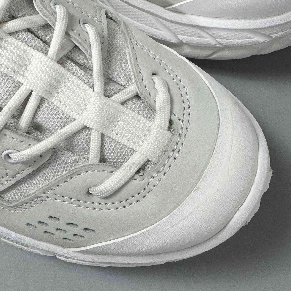 Hoka One One Tor Ultra Low 'White Nimbus Cloud'