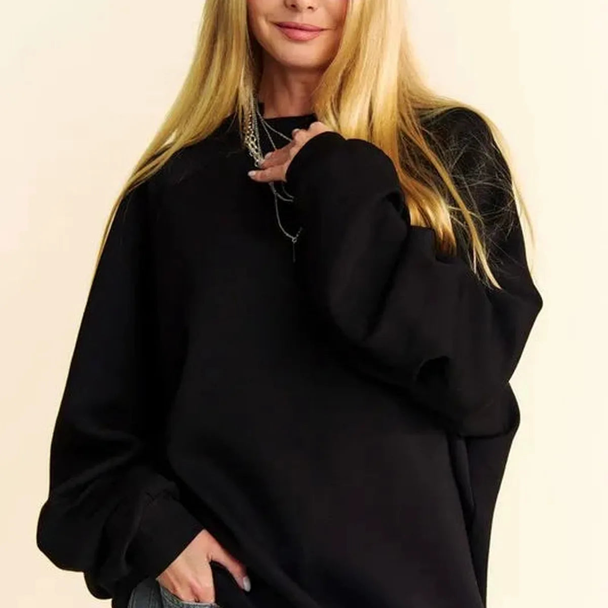 Round Neck Raglan Sleeve Pullover Sweatshirt