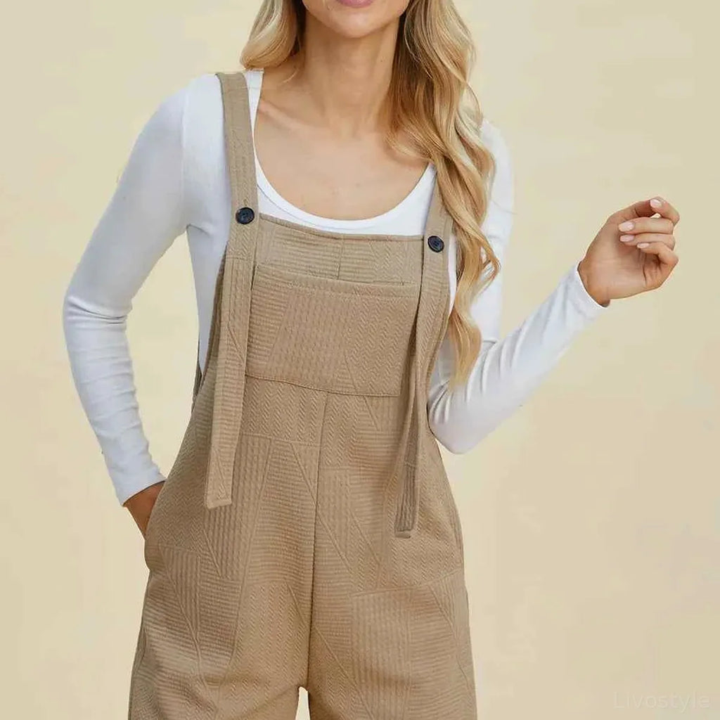 Textured Scoop Neck Sleeveless Romper