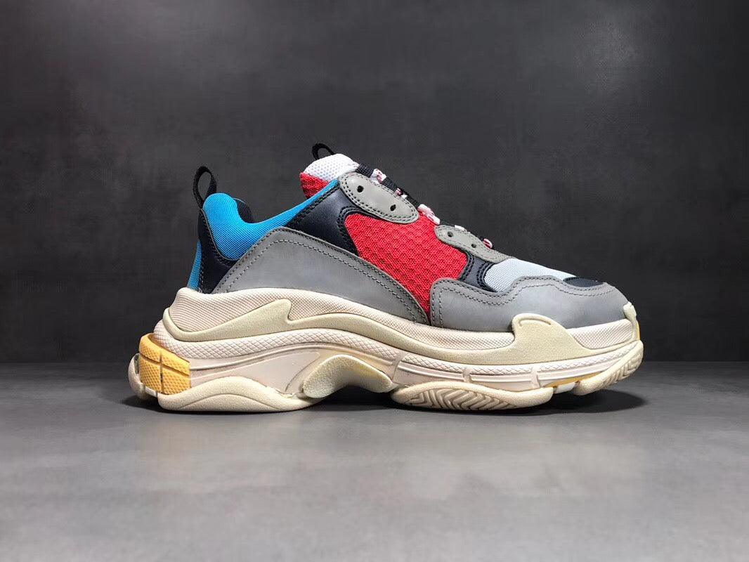 BALENCIAGA TRIPLE S SNEAKER