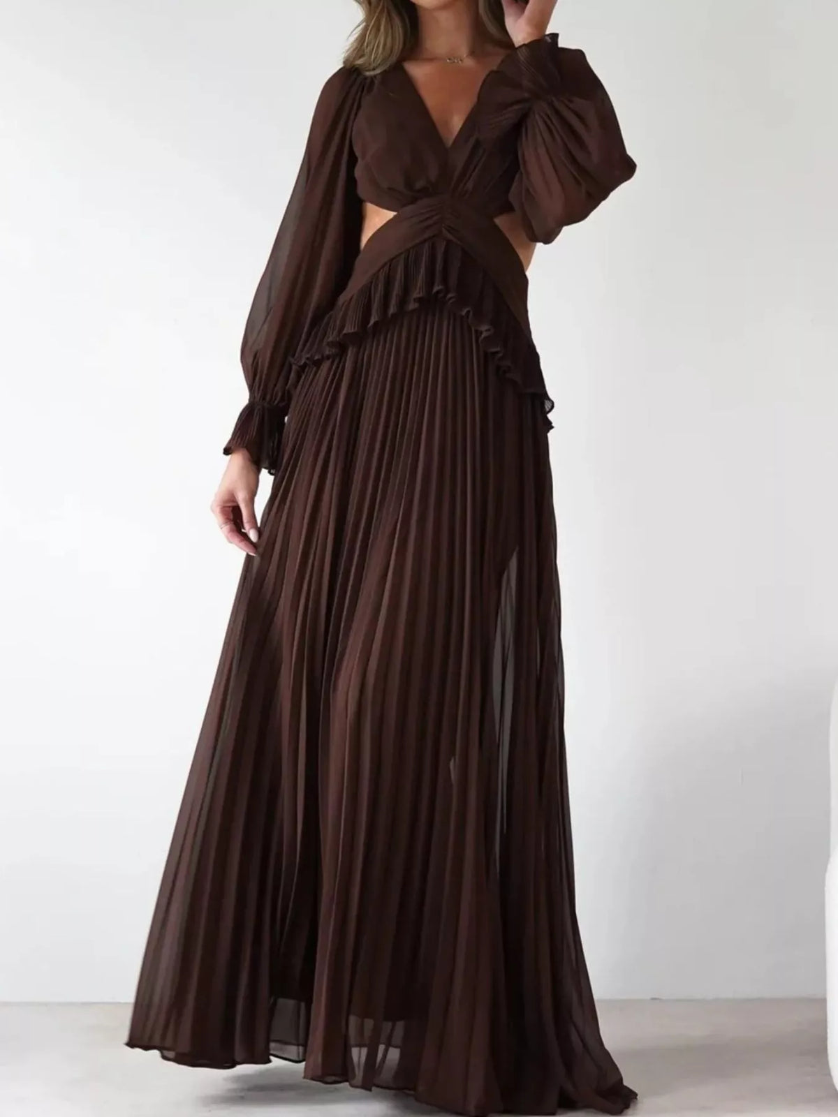 Backless Pleated Long Sleeve Maxi Dress