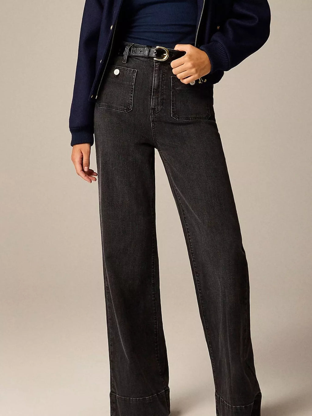 High-Waisted Jeans with Pockets