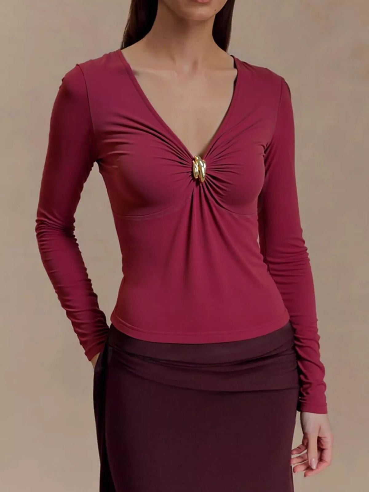Elegant V-Neck Long Sleeve T-Shirt with Gold Ring Detail