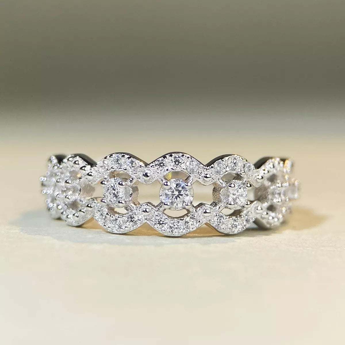 925 Sterling Silver Zircon Band Ring