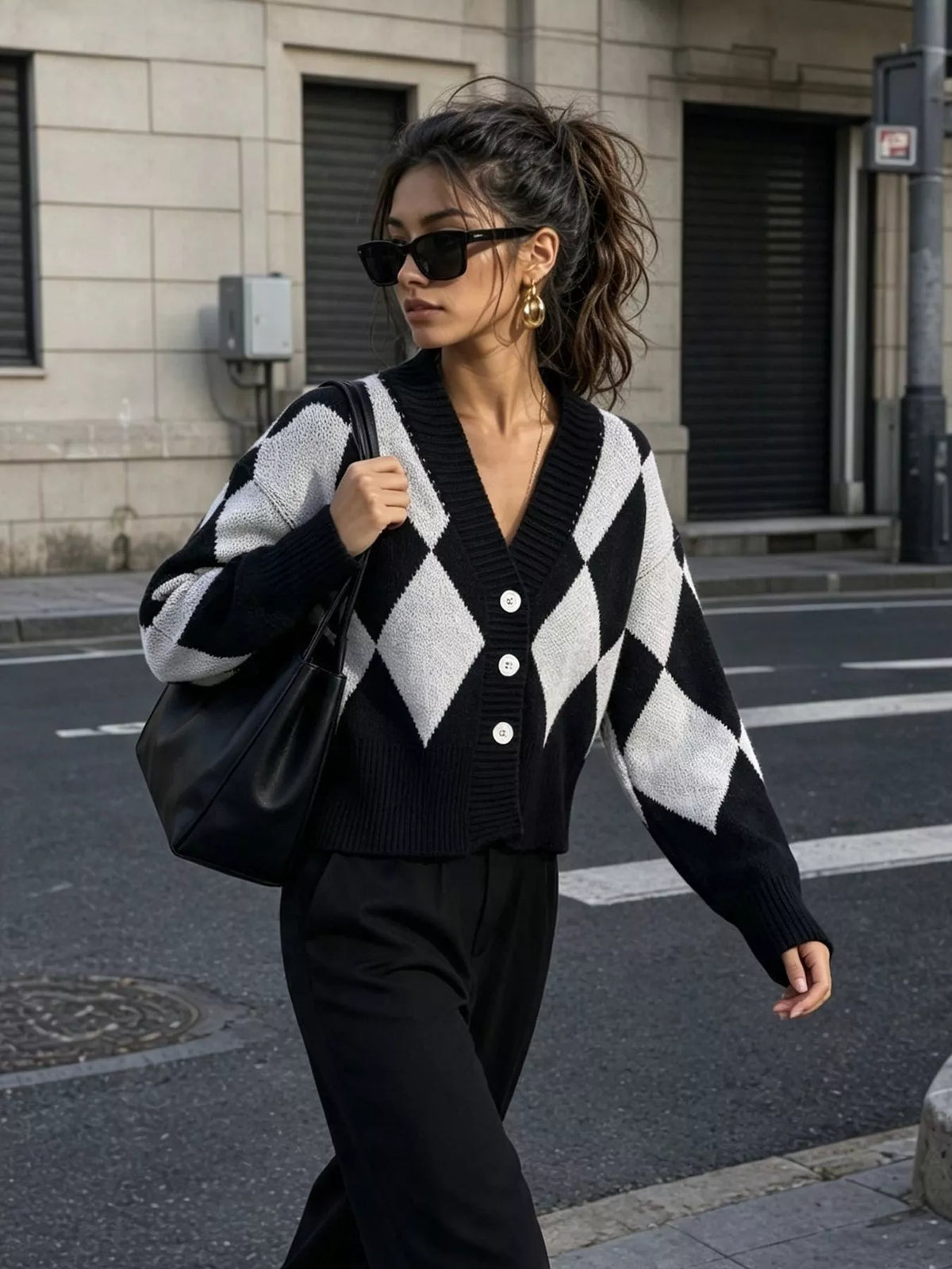 Argyle Pattern V-Neck Button-Down Cardigan