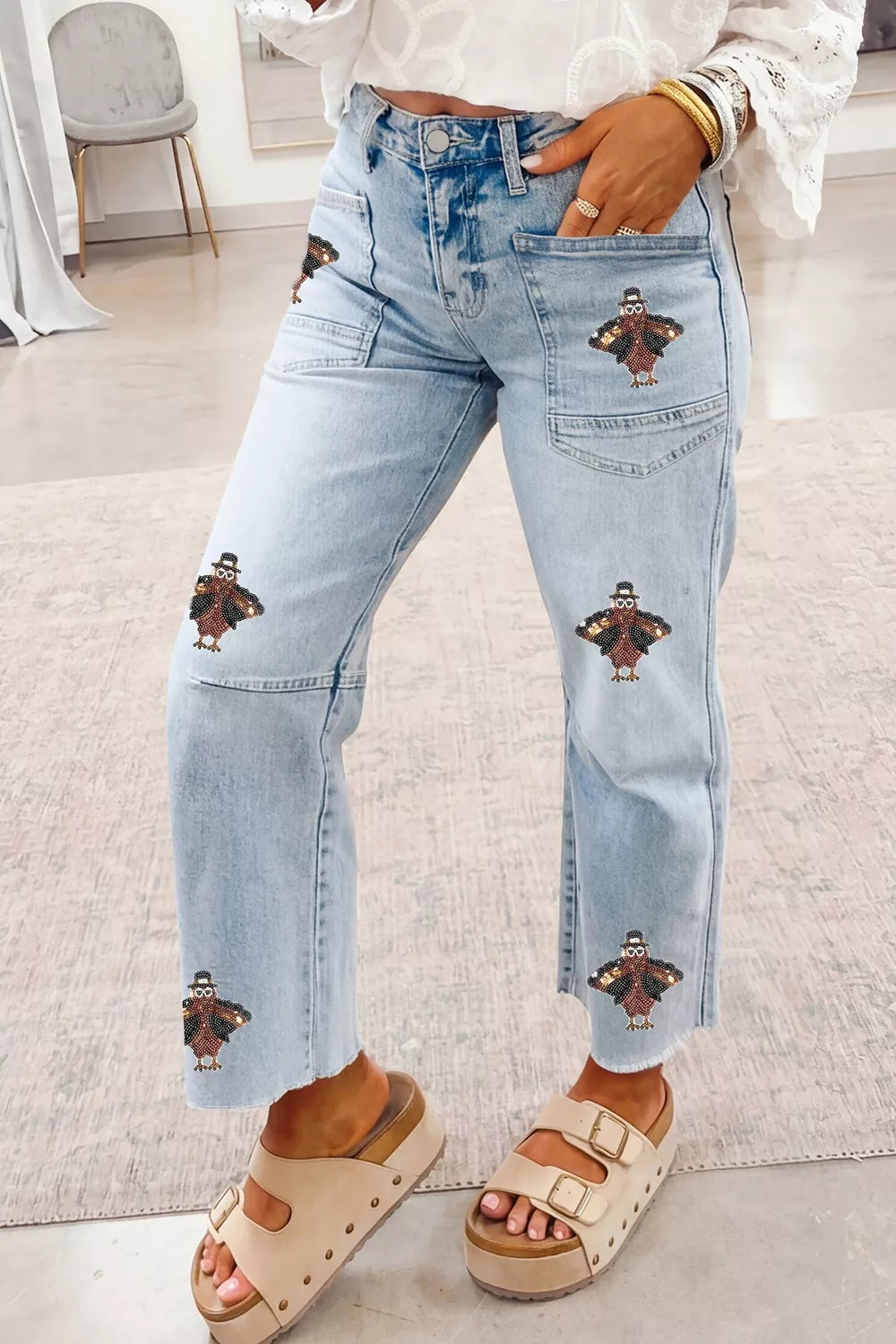 Sequin Turkey Patch Pocket Raw Hem Ankle Length Jeans