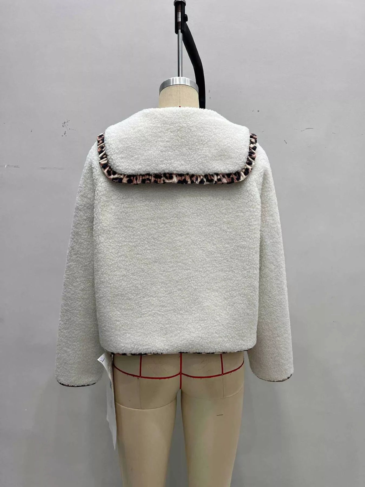 Leopard Trim Contrast Collar Sherpa Jacket