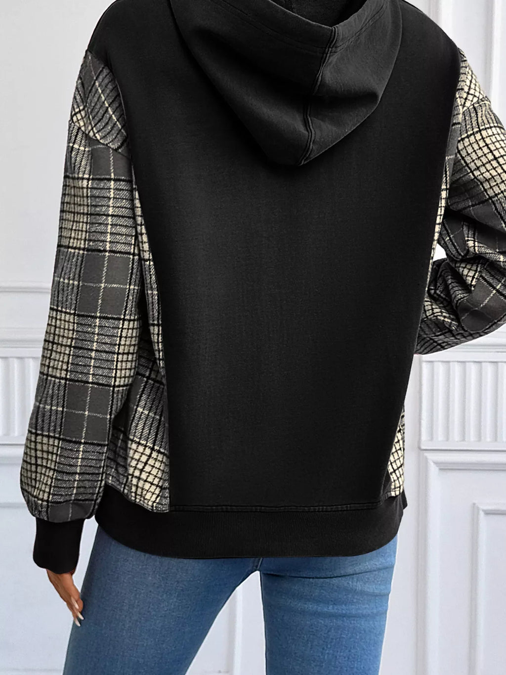 Plaid Sleeve Drawstring Pocket Hoodie