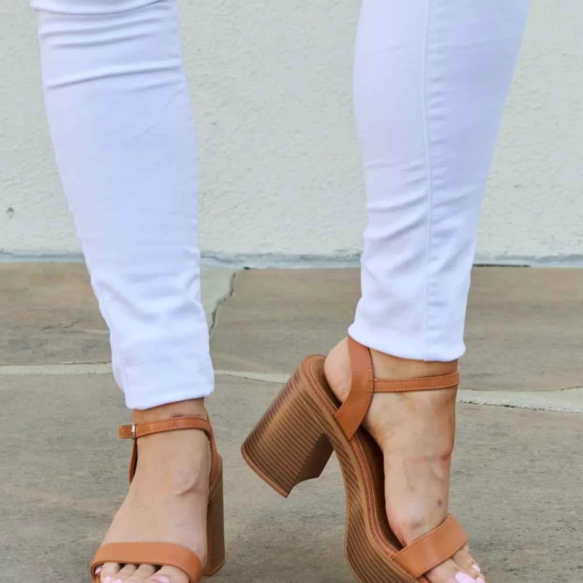 Feel It Platform Heel Sandals