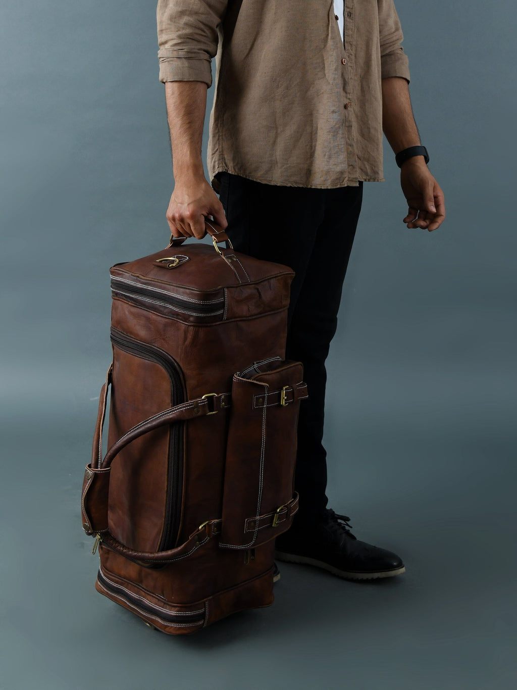 Traveler Weekender Duffle Bag + FREE Toiletry Bag