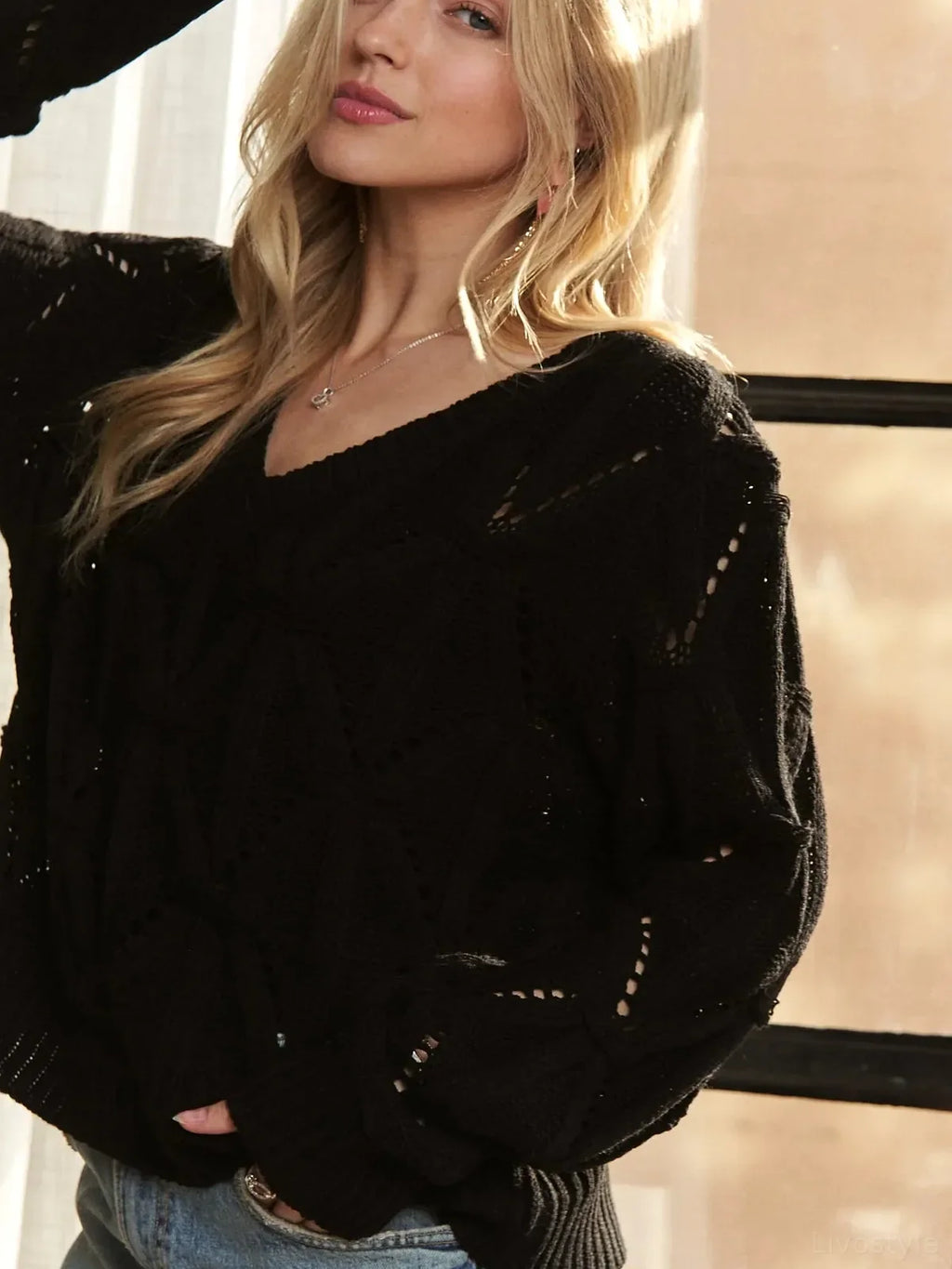 Loose Fit Cable-Knit V-Neck Sweater