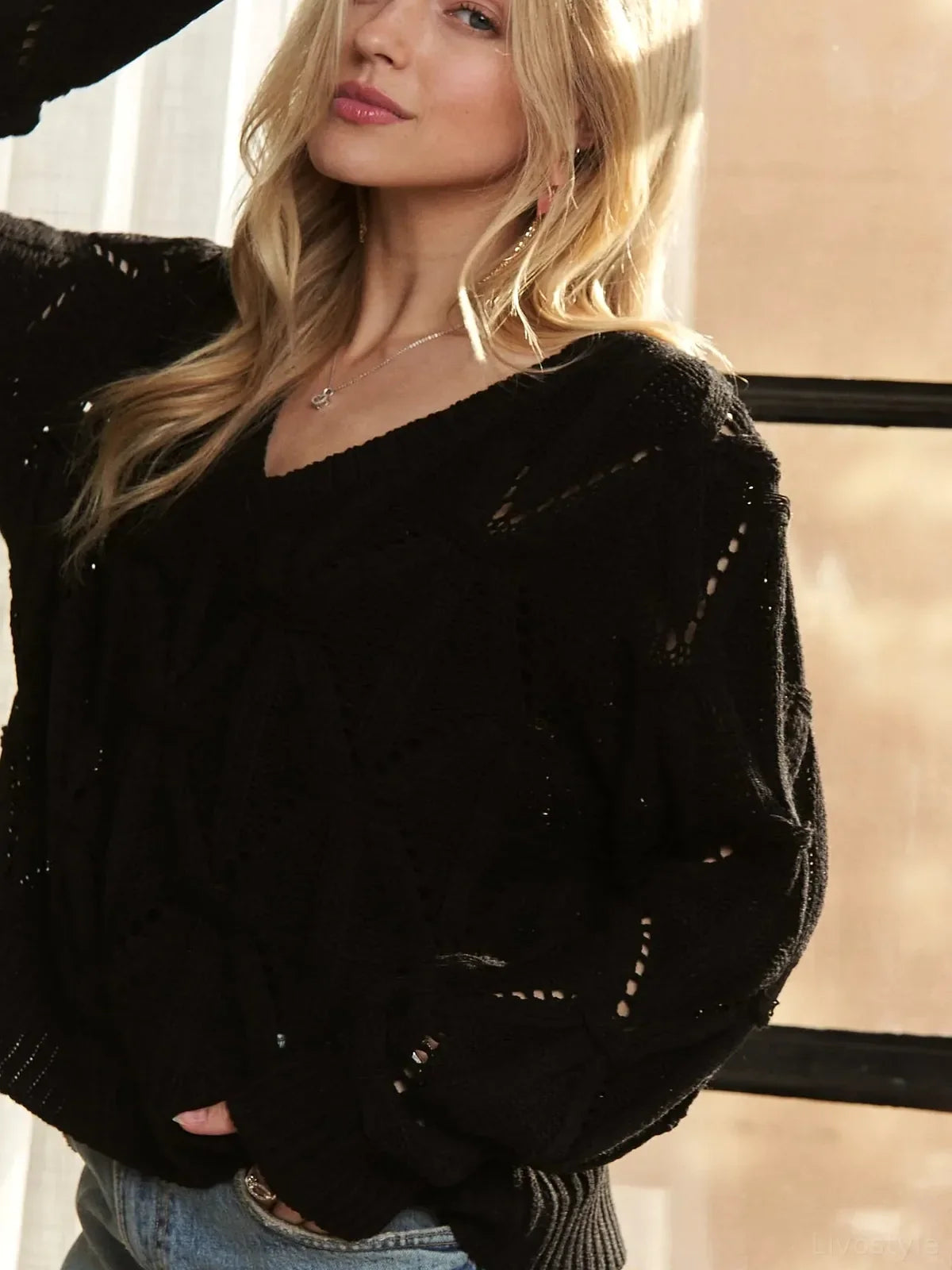 Loose Fit Cable-Knit V-Neck Sweater