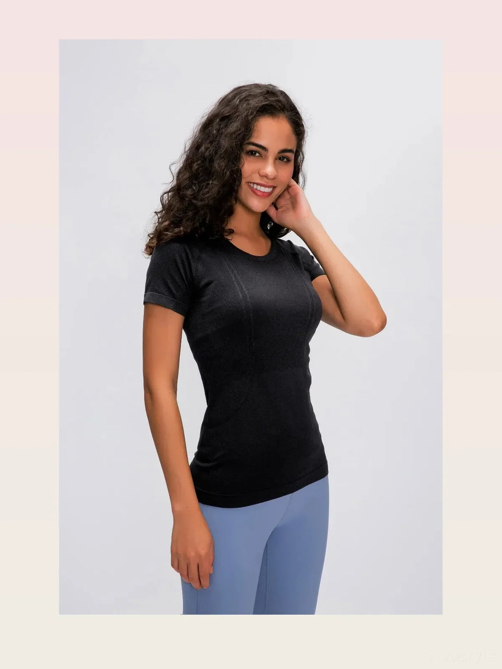 Round Neck Short Sleeve Active T-Shirt