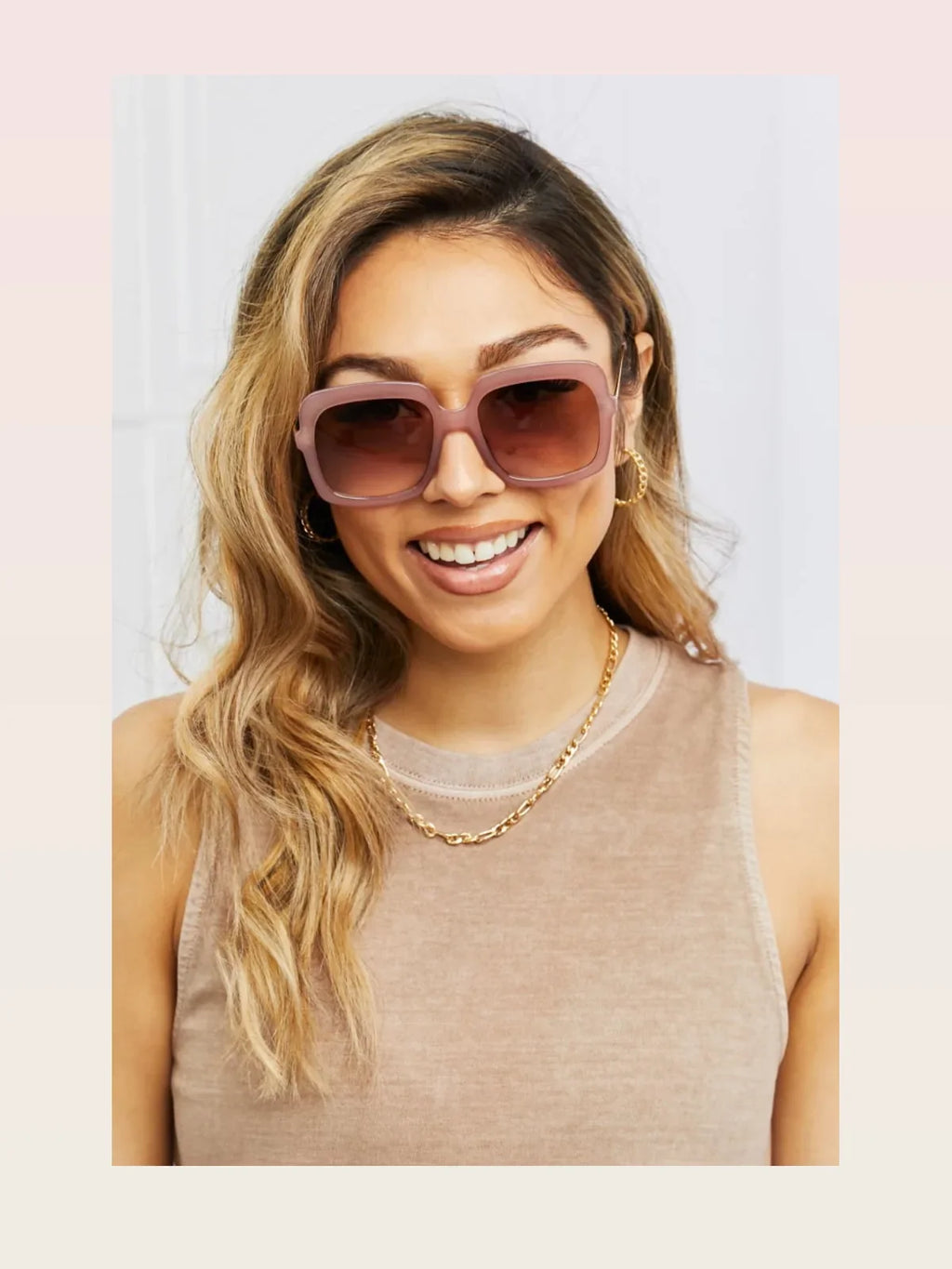 Square Sunglasses with Metal and Plastic Hybrid Temples
