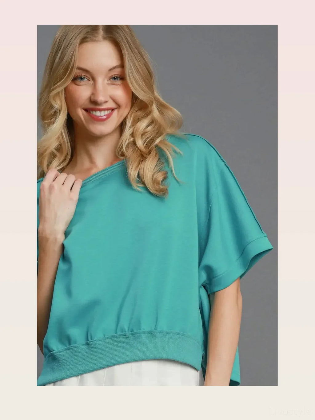 Lightweight Cropped Round Neck Sweatshirt – Plus Size Available